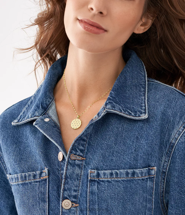 Jewelry 2N02H913 Gold-Tone Women Fossil Sadie Scalloped Edge Stainless Steel Pendant Necklace